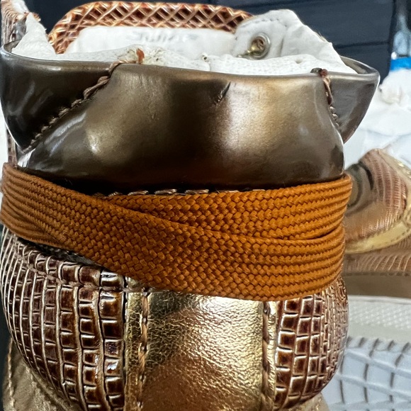 New J75 by JUMP Fierce Gold hightop sneakers. - Picture 8 of 9